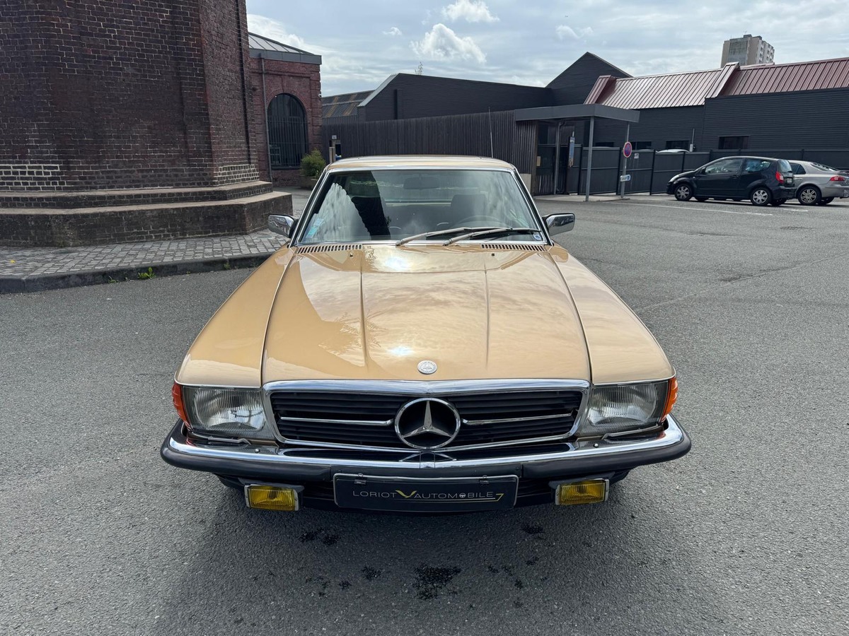 Mercedes-Benz SLC 500 V8 (C107) 240cv - Française - Kilométrage non garanti