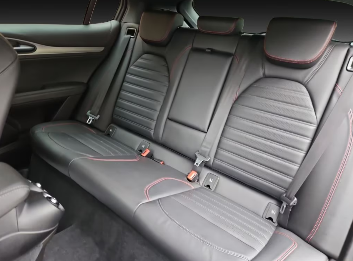 Alfa Romeo Stelvio Stelvio 2.0T 280ch Competizione Q4 AT8 Toit ouvrant Harman-Kardon