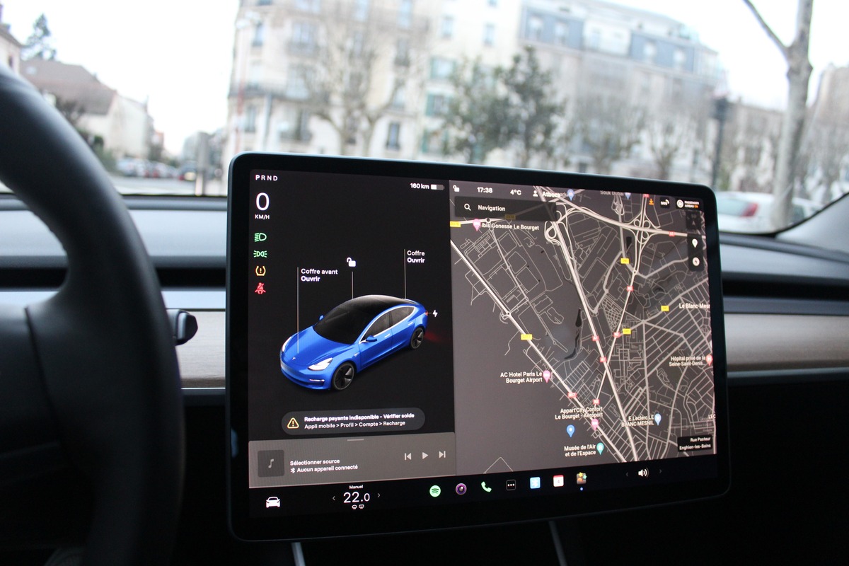 Tesla Model 3 306 AUTONOMIE STANDARD PLUS RWD 50KWH 4CV
