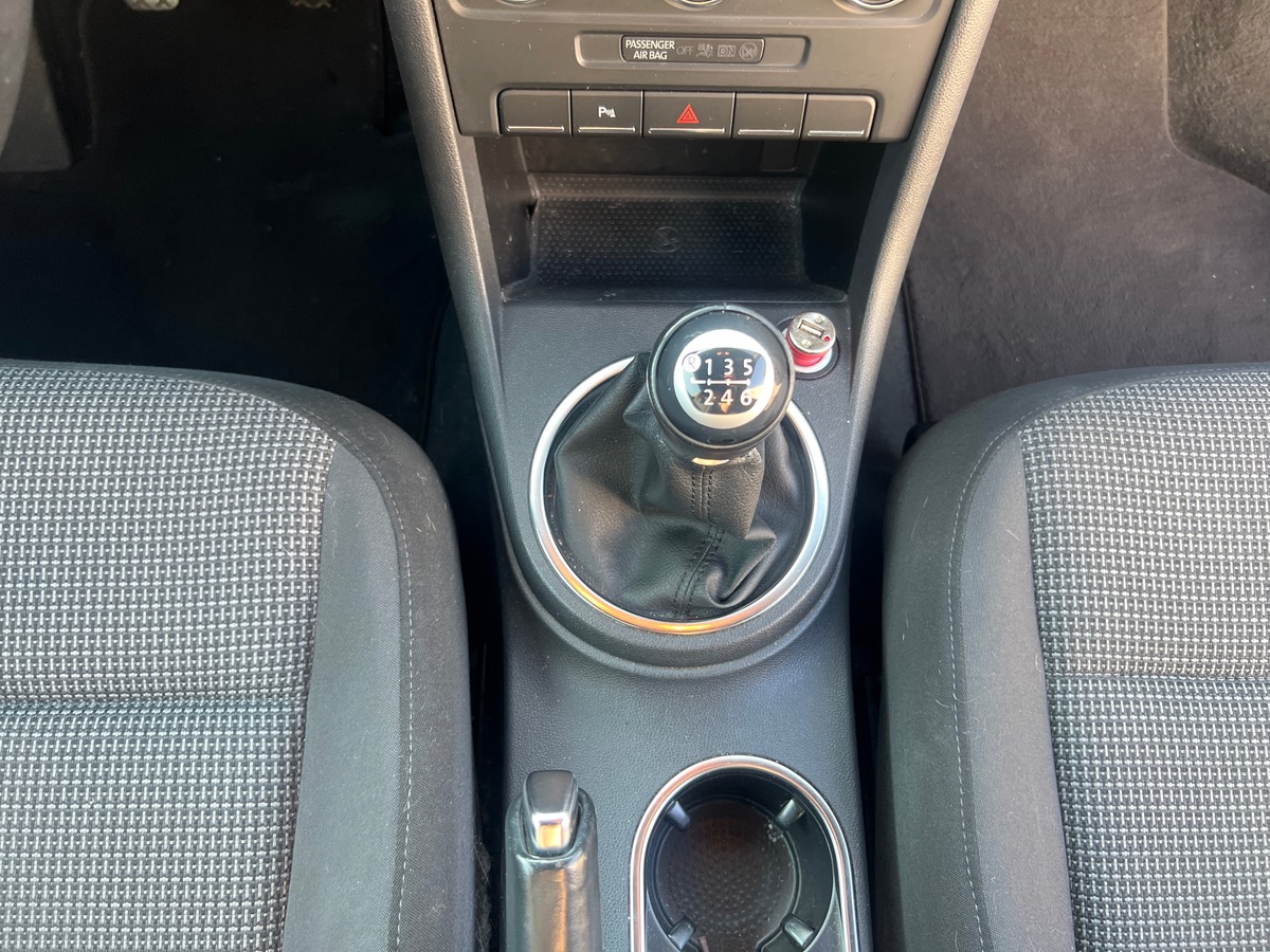 Volkswagen Beetle VINTAGE 1,2L  105cv, SUIVI COMPLET, GPS, SIEGES CHAUFFANTS