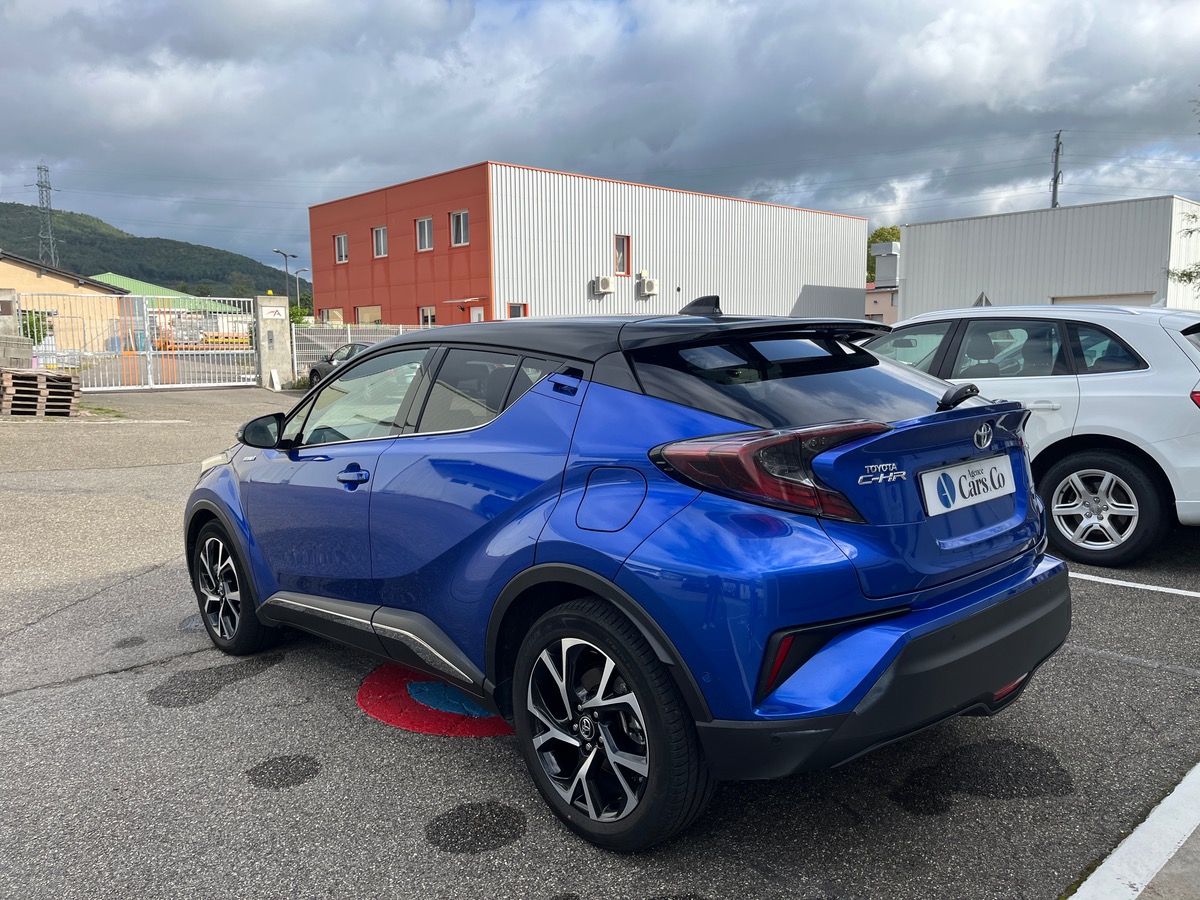 Toyota C HR 1.8 HYBRIDE 122ch COLLECTION, Cuir Alcantara, Sièges chauffants, Caméra de recul, JBL