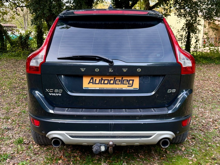 Volvo XC60 D4 163 ch R-DESIGN Geartronic