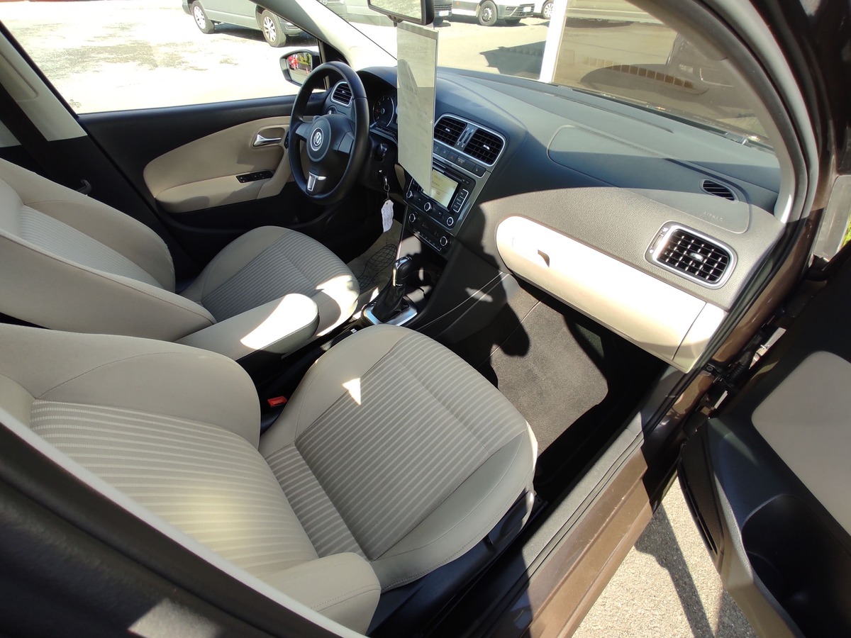 Volkswagen Polo V 1.4 FSi 85 DSG7 Highline