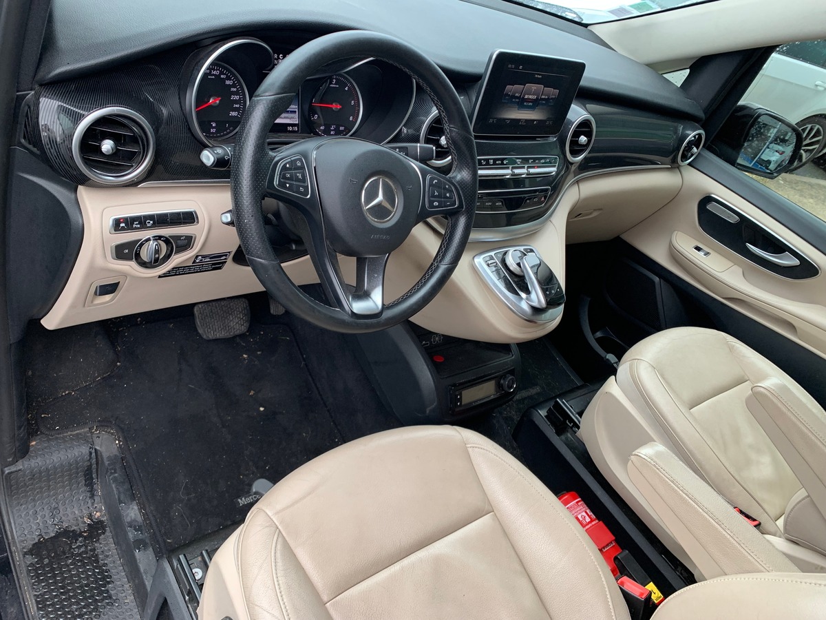 Mercedes-Benz Classe V 190 ch | Attelage | Caméra de recul | Avertisseur angles morts | 6 Places