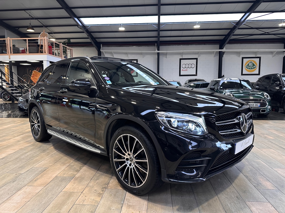 Mercedes-Benz Classe GLC 300 Fascination 4MATIC AMG 9G-Tronic - 1ère Main - Attelage - Options +++