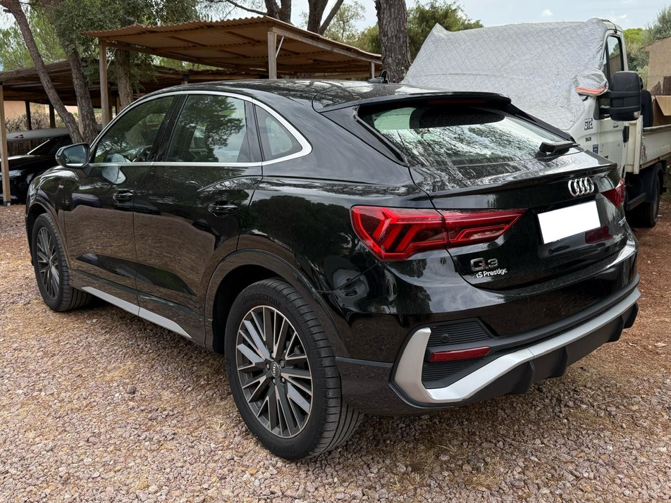 Audi Q3 35 TFSI 150 S-LINE