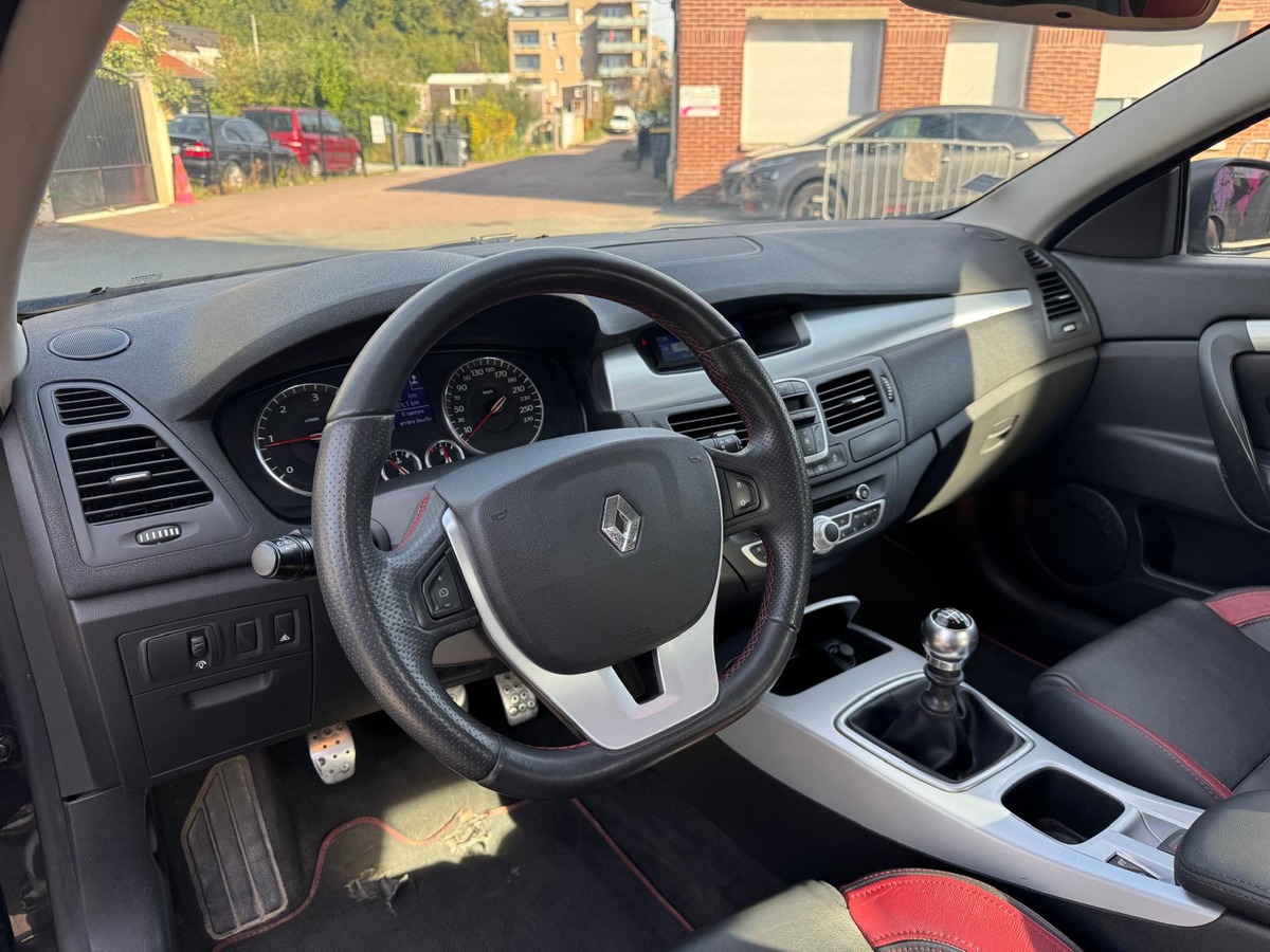 RENAULT Laguna Coupé 2.0 dCi 178 GT- Moteur à chaine- Garantie