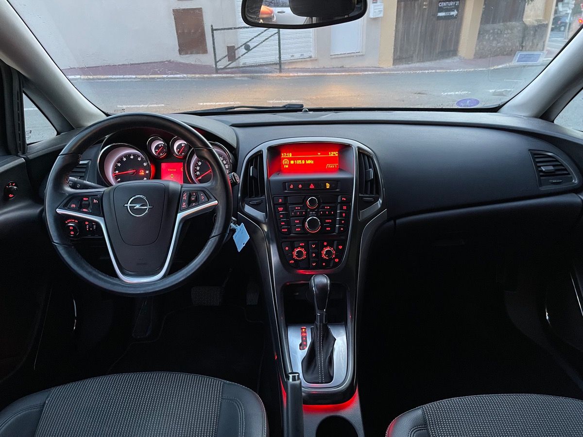 Opel Astra 1.4 T i 140 CV Turbo / Boîte Auto / Radar Arr/ Clim Auto / 5 Portes