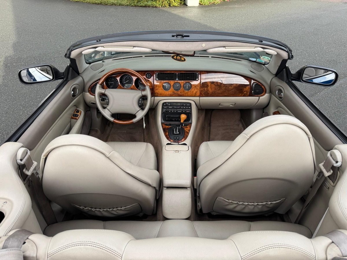 Jaguar XK8 Cabriolet 4.0 V8 285cv - Garantie