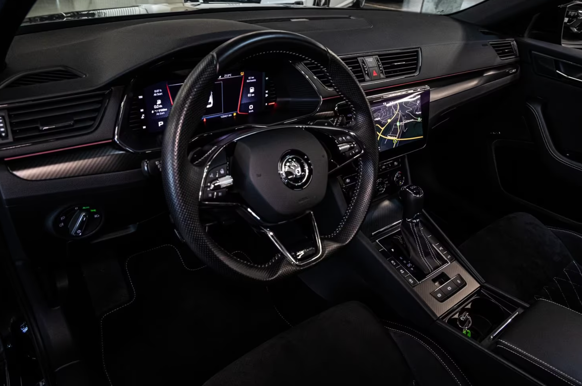 Skoda Superb Combi III 2.0 TDI 200ch SCR Sportline DSG7