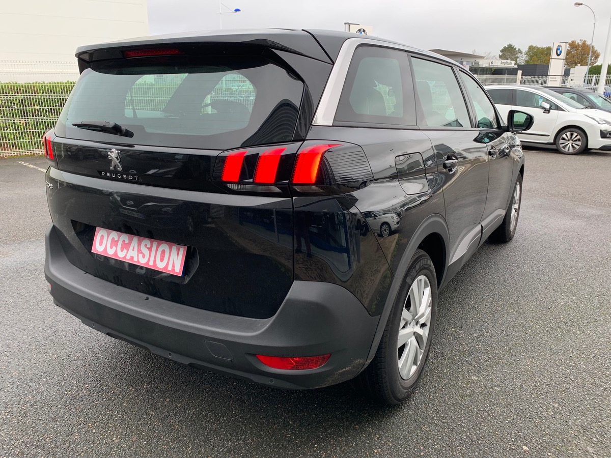 Peugeot 5008 130 ch | 7 Places | Active Pack