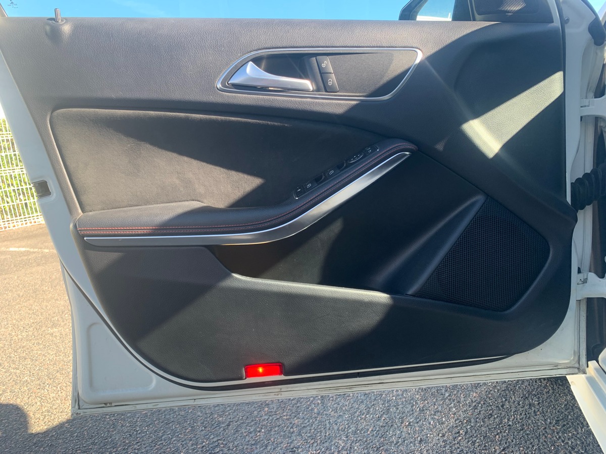 Mercedes-Benz Classe A 136 ch | Fascination | Toit ouvrant | Caméra de recul | Régulateur de vitesse