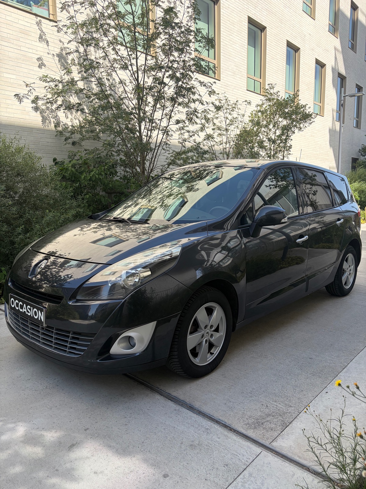 RENAULT Grand Scenic