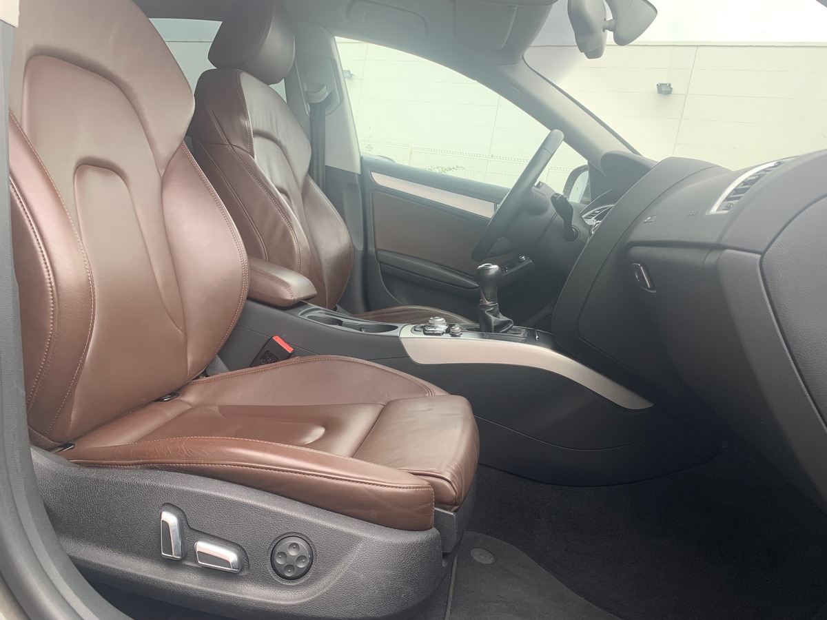 Audi A5 Sportback 210 ch | Ambition luxe | GPS | Cuir | Sièges électriques | Bluetooth | Régulateur