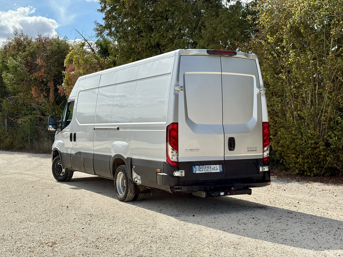 Iveco Daily 35 - 210 CH HI-MATIC -  TVA RECUPERABLE - FULL OPTION