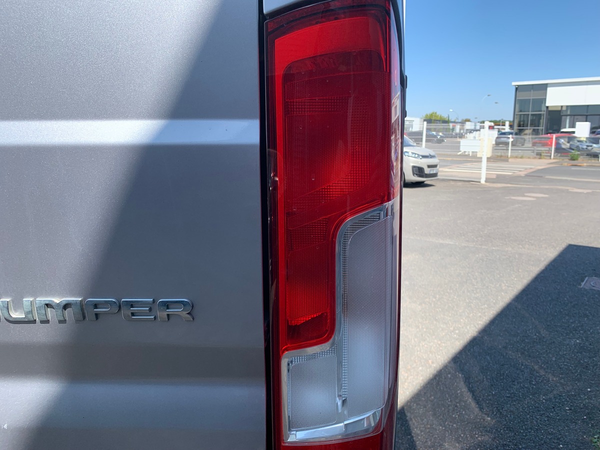 Citroën Jumper 140 ch | Driver | Premiére MAIN | TVA Récupérable | GPS | 3 Places | Attelage