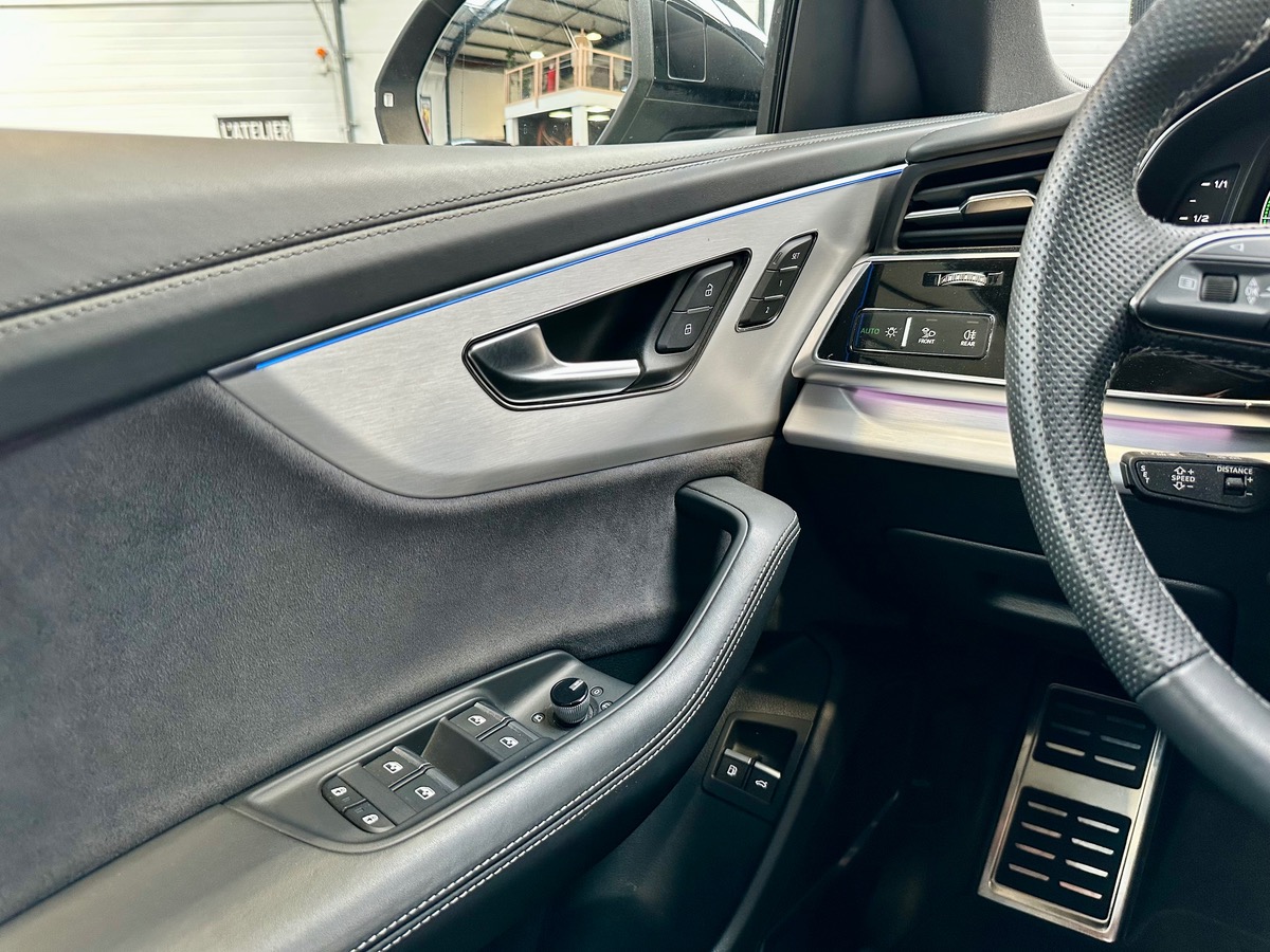 Audi Q8 60 TFSIE 462 Compétition Tiptronic 8 Quattro 1ère Main FR Full Options