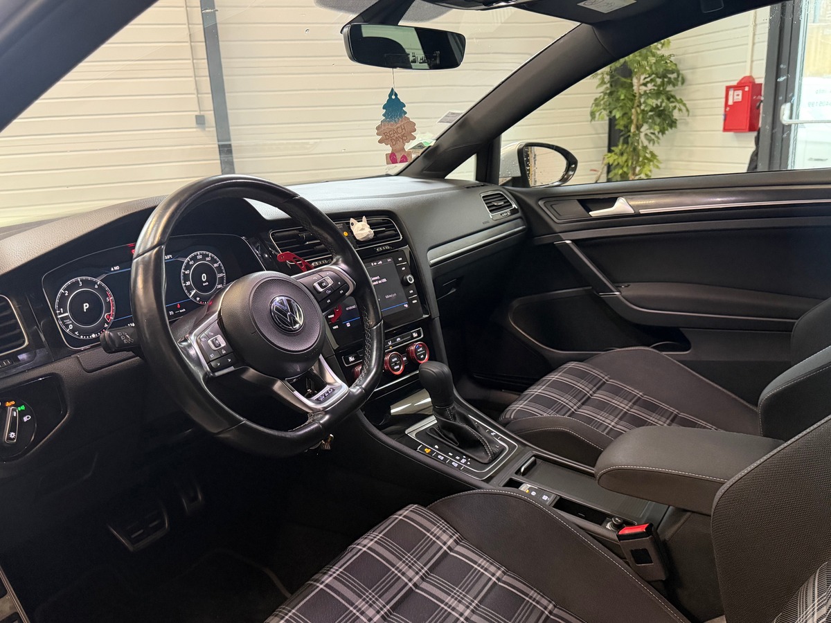 Volkswagen Golf VII GTD 2.0 TDI 184ch PHASE 2