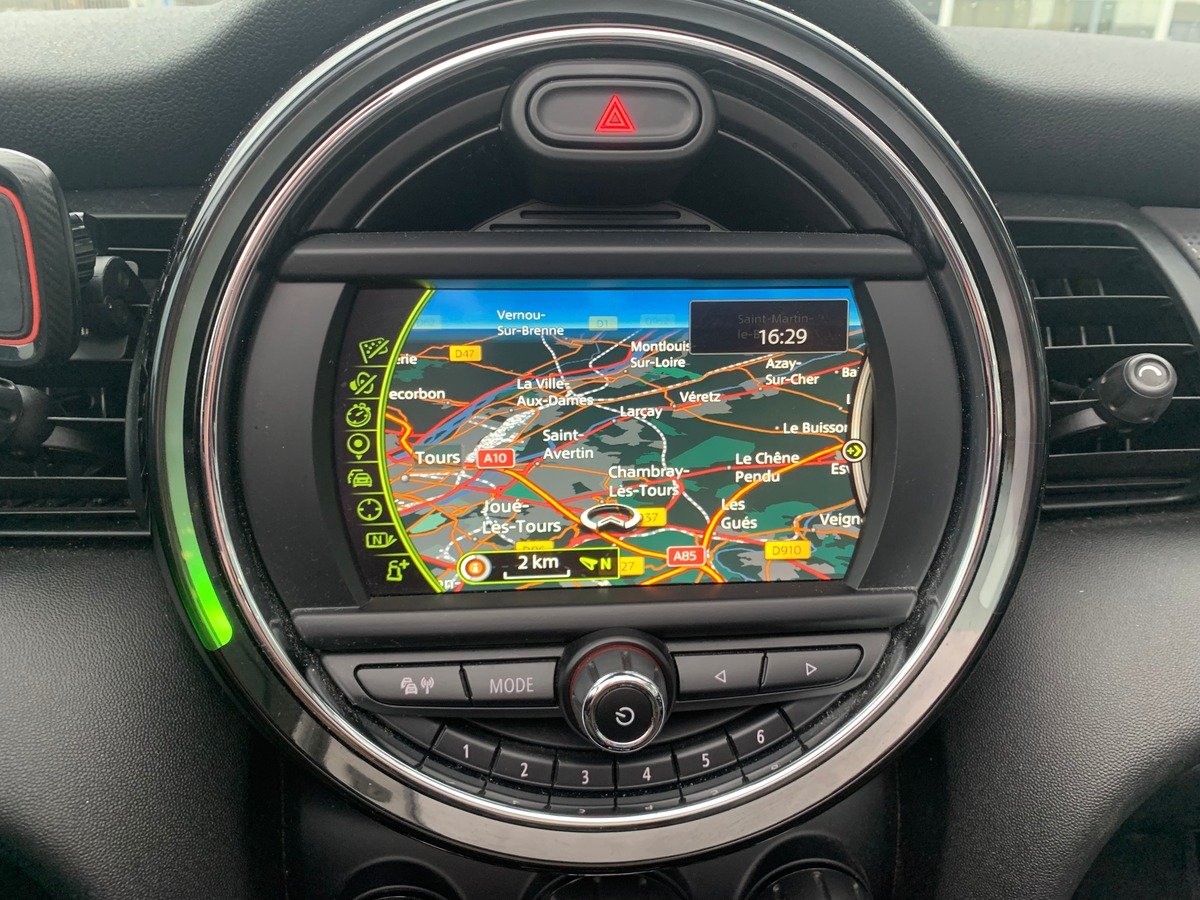 Mini Minicooper 136 chevaux | Chili | Pack Connected Navigation | Volant Sport gainé cuir MINI Yours