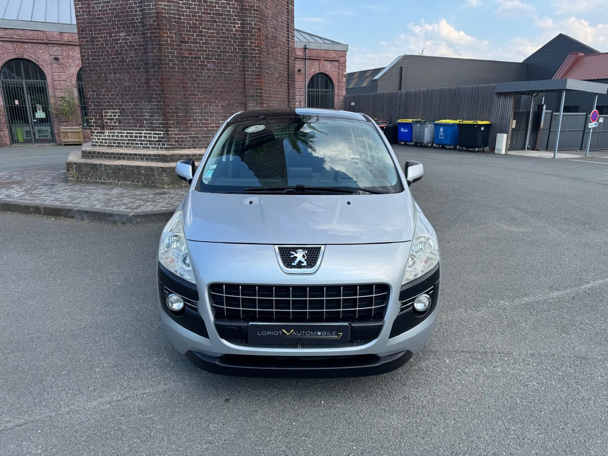 Peugeot 3008 1.6 HDI PREMIUM PACK