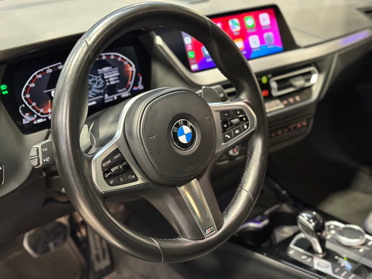 Bmw Série 1 F40 118d 150 cv M Sport BVA8 118 - 1ère Main FR - Toit ouvrant / Caméra / CarPlay