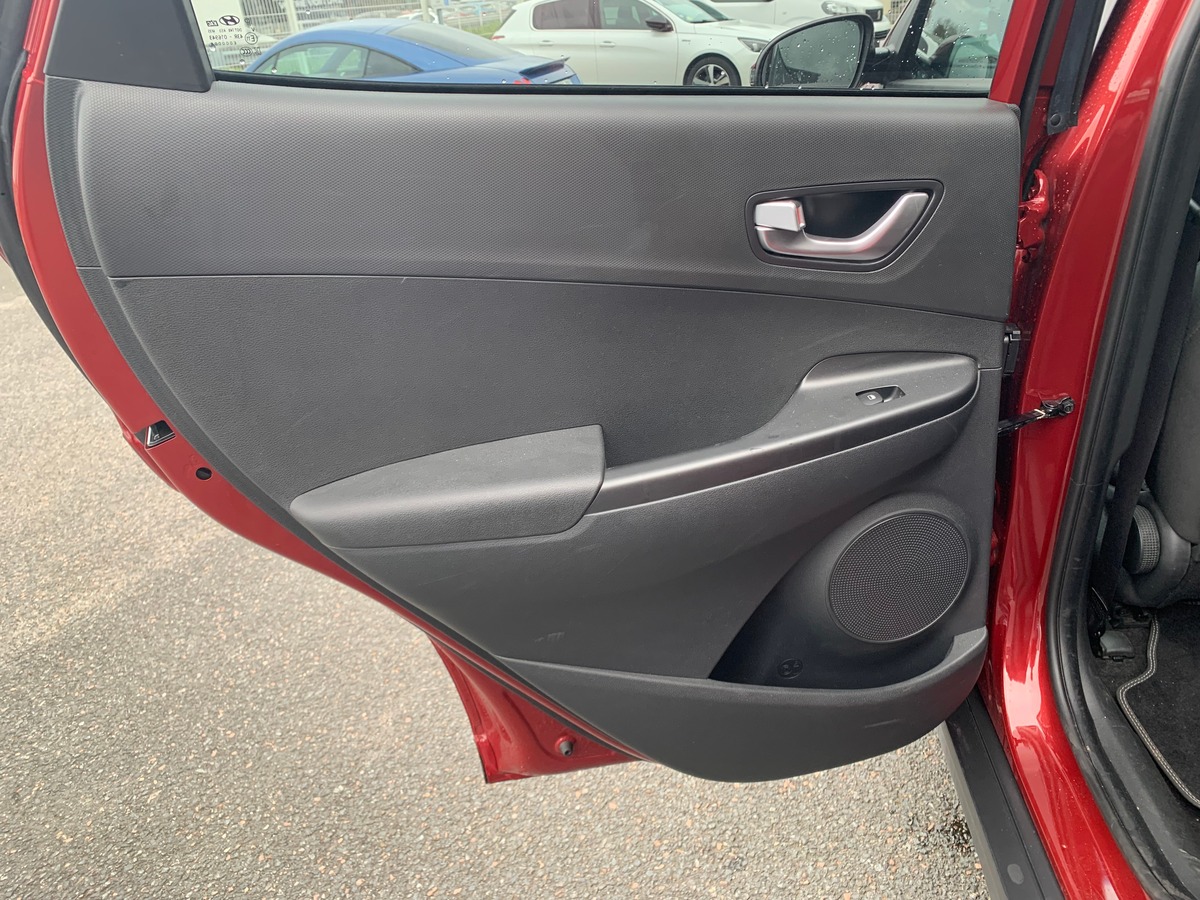 Hyundai Kona 136 | Creative | Caméra recul | Affichage tête haute | Assistance maintien trajectoire