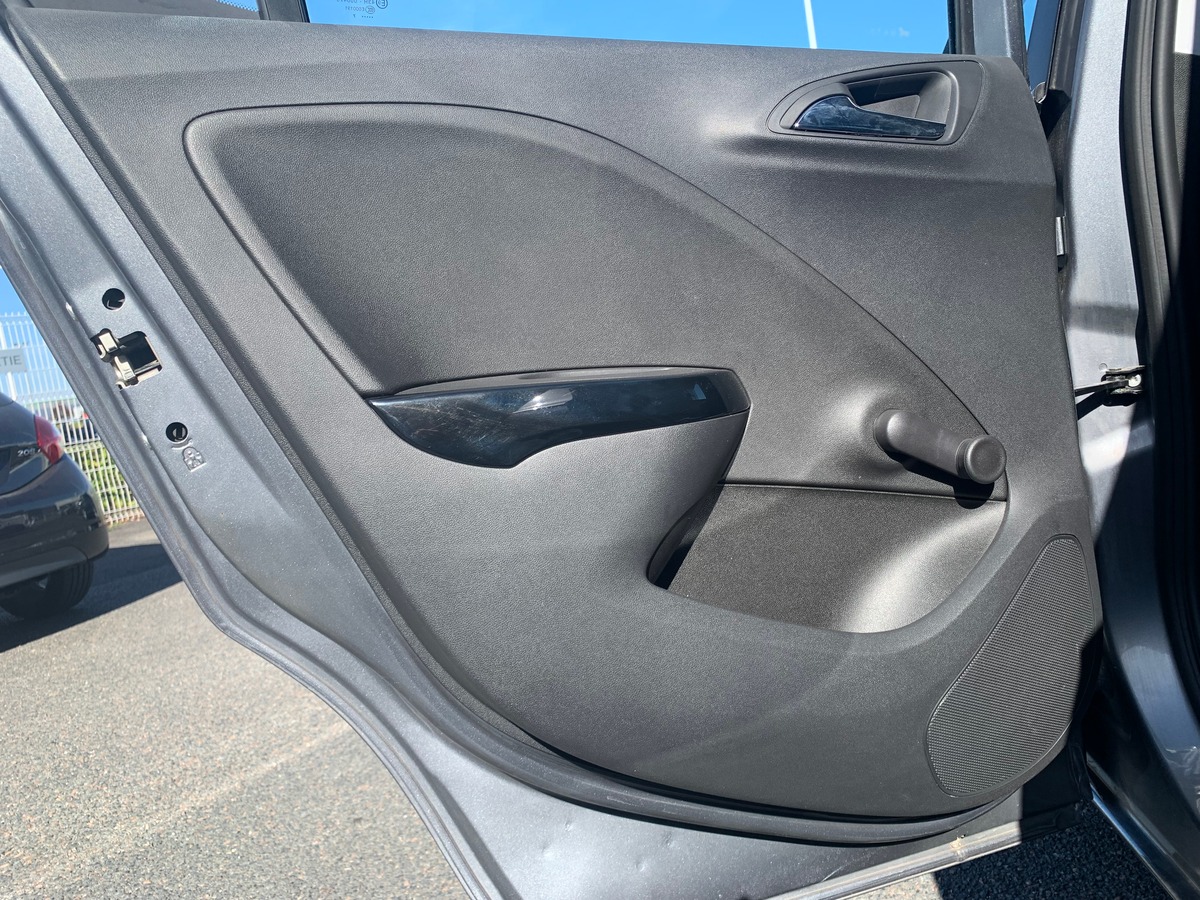 Opel Corsa 90 ch | Active | Apple car play | Régulateur de vitesse | Climatisation | Radar de recul