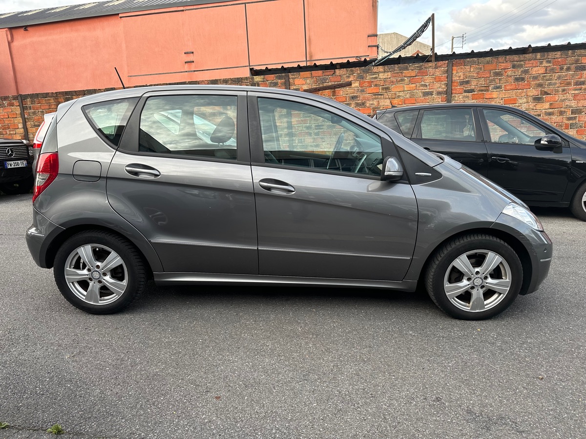 Mercedes-Benz Classe A 180 CDI moteur Mercedes 4XCBLuet