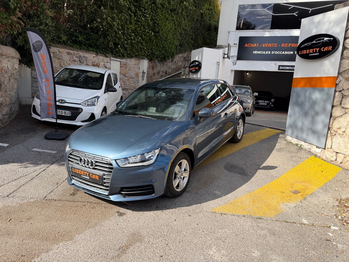 Audi A1 1.0 TFSI 82 CV / Phase 2 / KM Réel / GPS / Clim / Radar Arr