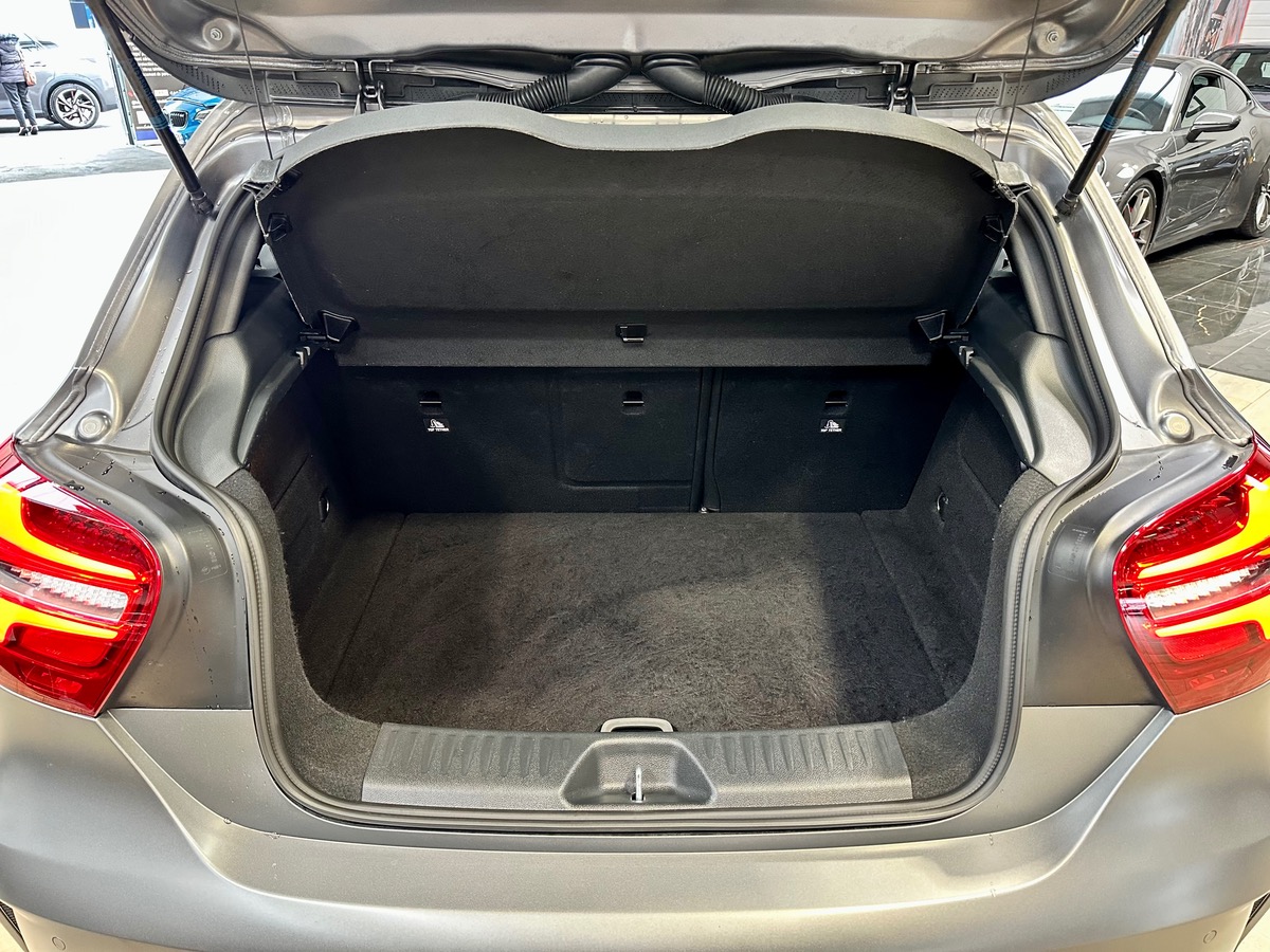 Mercedes Benz Classe A III (2) 250 218 Sport Motorsport Esition 7G-Tronic FR TO