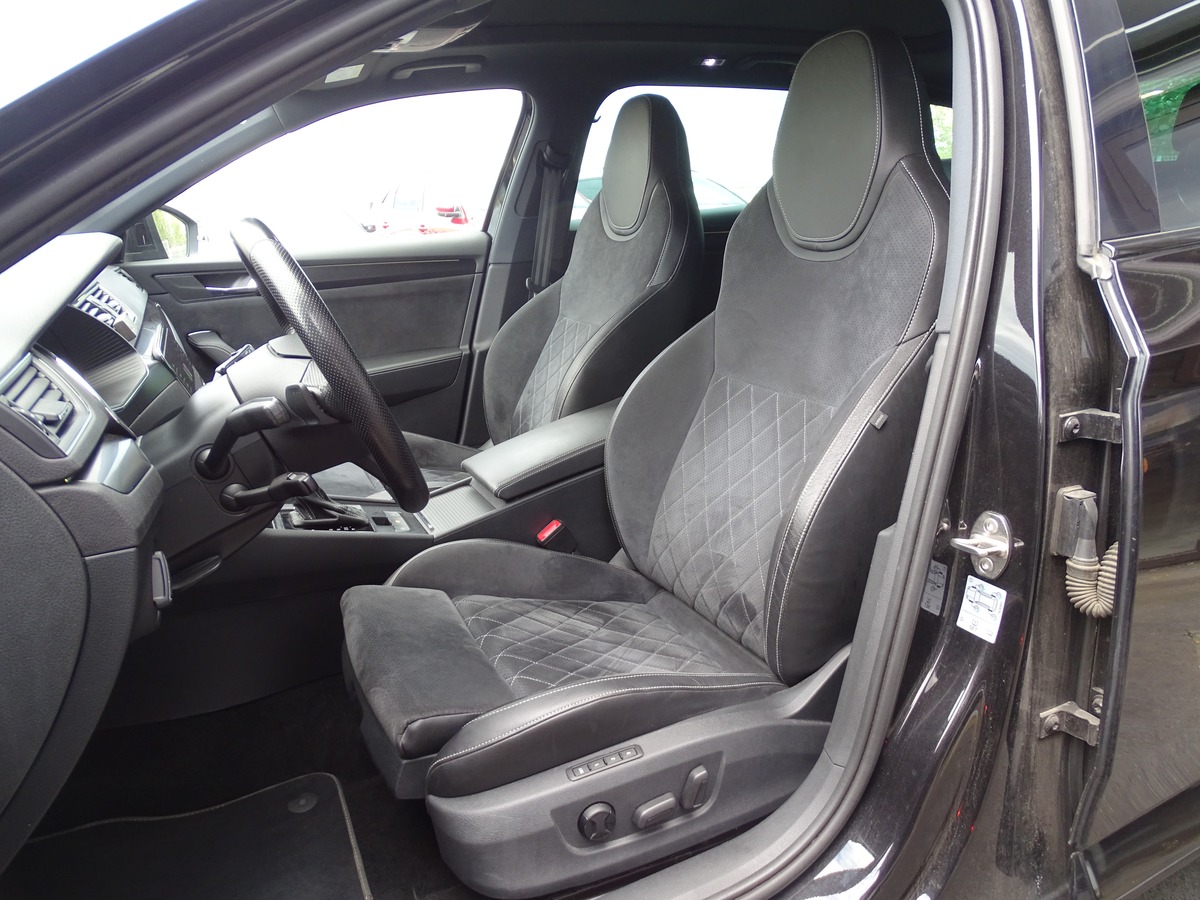 Skoda Superb III (2) COMBI 2.0 TDI 190 SCR SPORTLINE DSG7