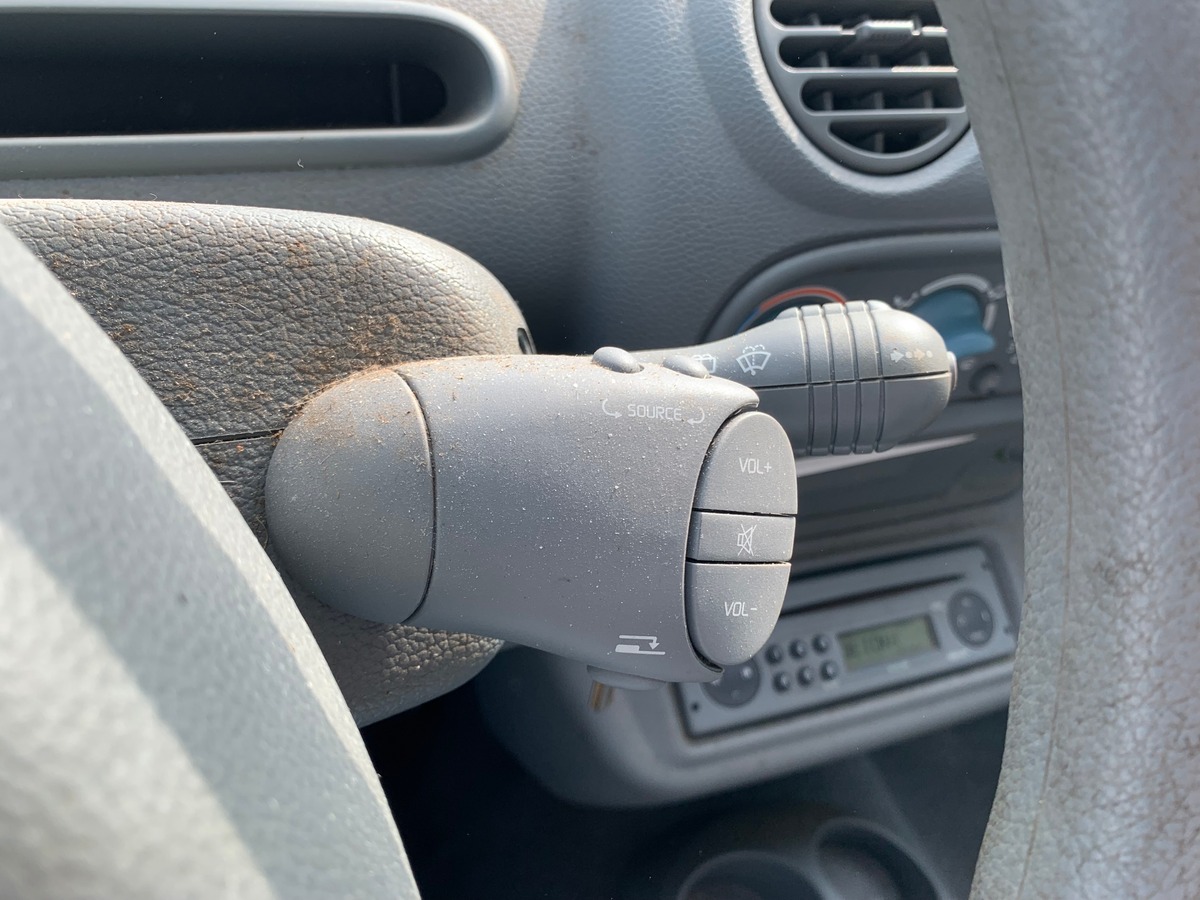 RENAULT Twingo 75 chevaux | Climatisation | Vitres électriques | Roue de secours | Radio CD