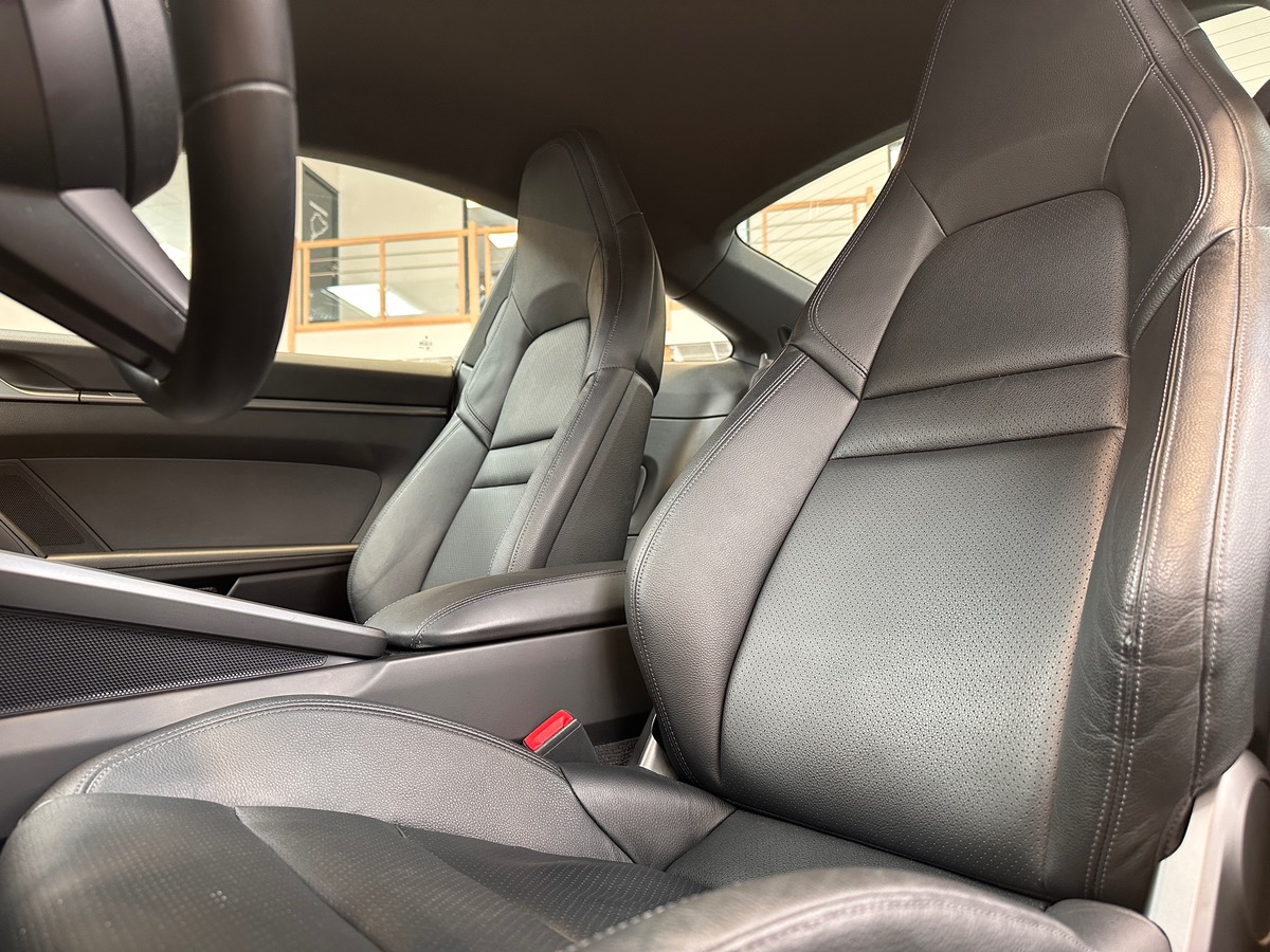 Porsche 911 Type 992 Carrera 3.0 385 ch PDK