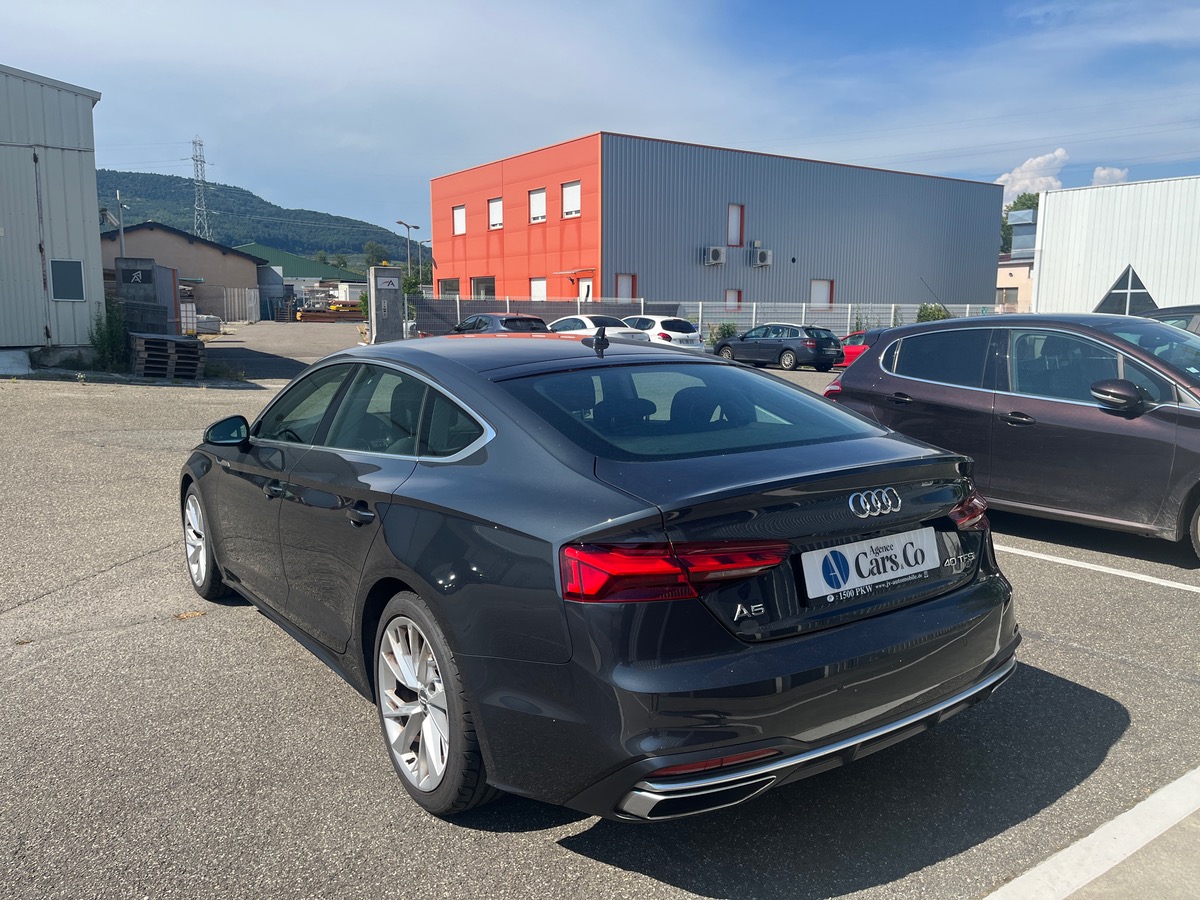 Audi A5 Sportback 40 2.0 TFSi Mild Hybrid S-Tronic7 190 cv DESIGN, suivi complet, sièges chauffants