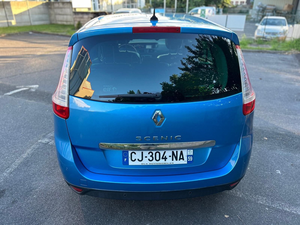 RENAULT Grand Scenic 1.6 DCI 130 CV dynamiques 4XCBLeus