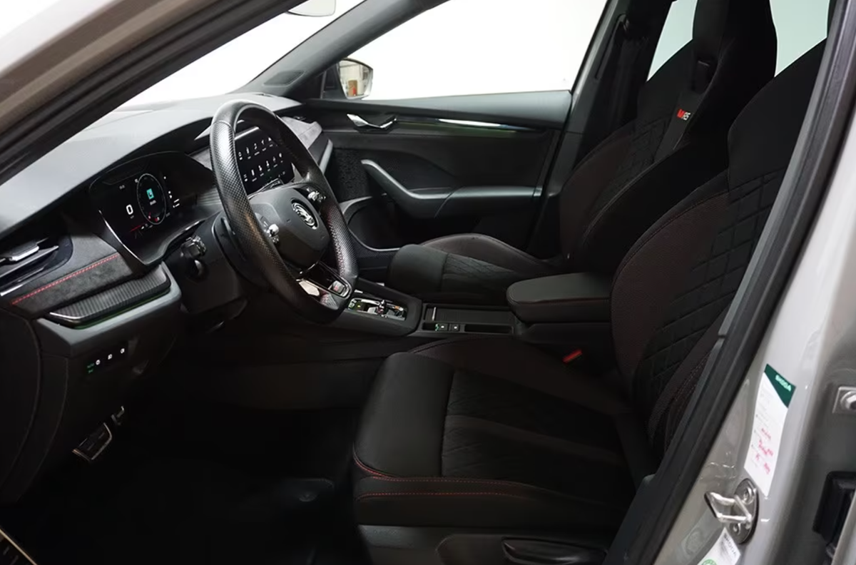 Skoda Octavia Combi IV 2.0 TDI 200ch RS 4x4 DSG7/Attelage/Caméra/Aff tête haute