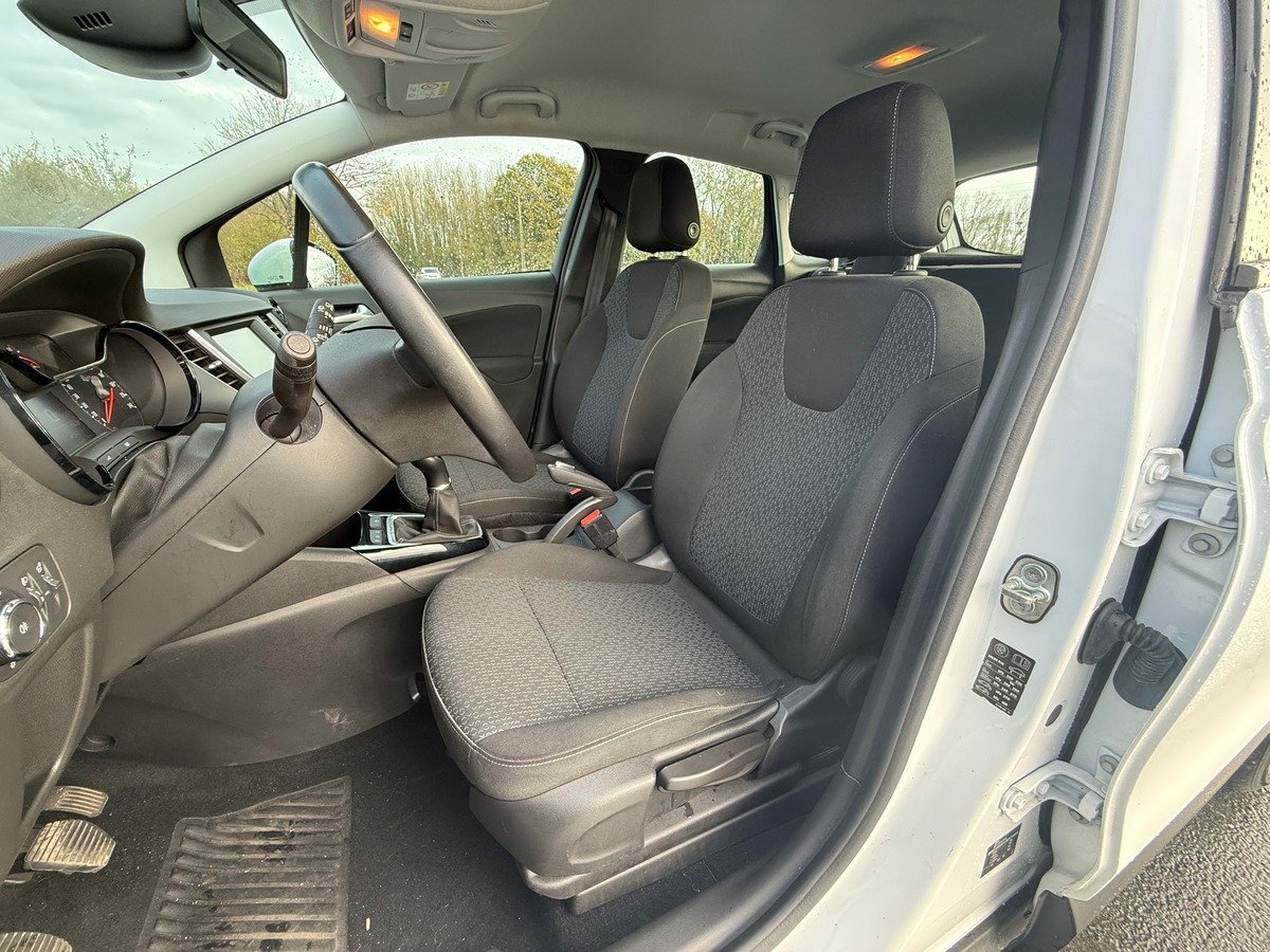 Opel Crossland X 1.2 81 CH EDITION - Courroie neuve