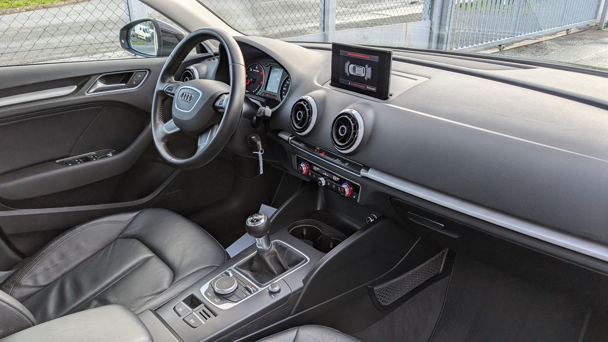 Audi A3 1.6 TDi 110 Attraction