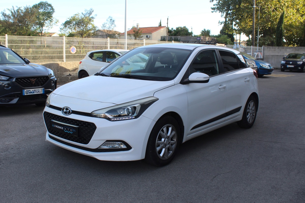 Hyundai i20 1.2 84 ch INITIA + CLIMATISATION + BLUETOOTH