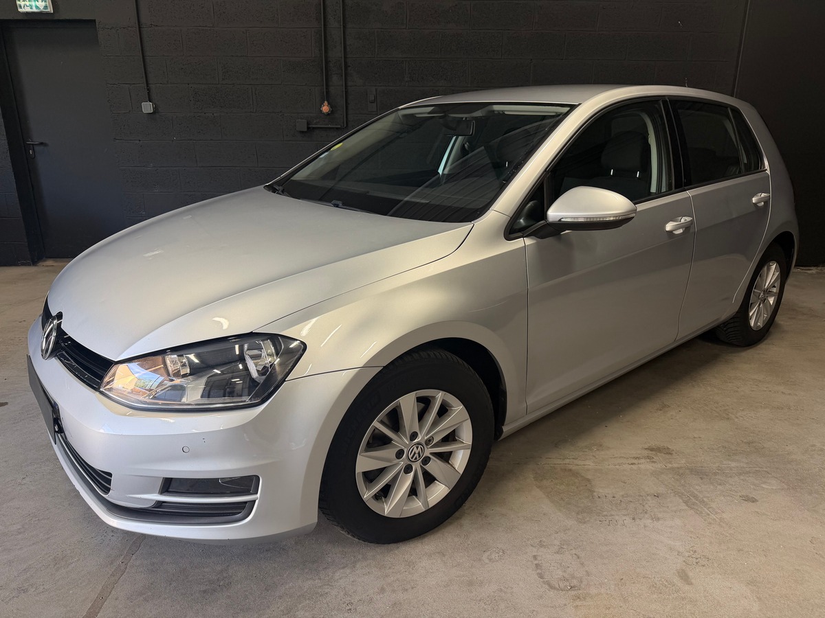 Volkswagen Golf 7 VII tdi 1.6 90ch Confortline