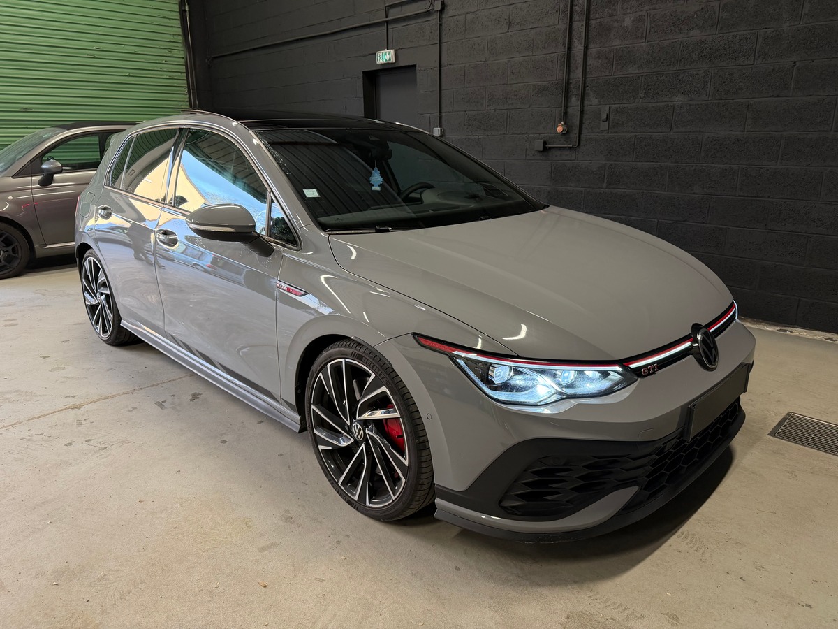 Volkswagen Golf 8 VIII GTI CS 2.0 tsi 300 CH Mode Nurburgring Toit Panoramique / Harman Kardan / ATH