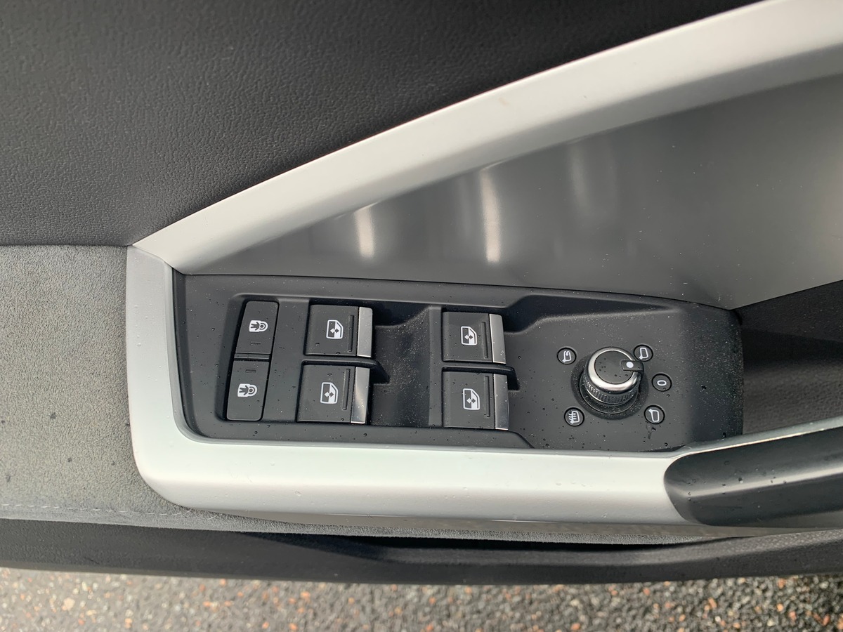Audi Q3 190 ch | DESIGN LUXE QUATTRO | Systéme d'accés et démarrage sans clé | Régulateur de vitesse
