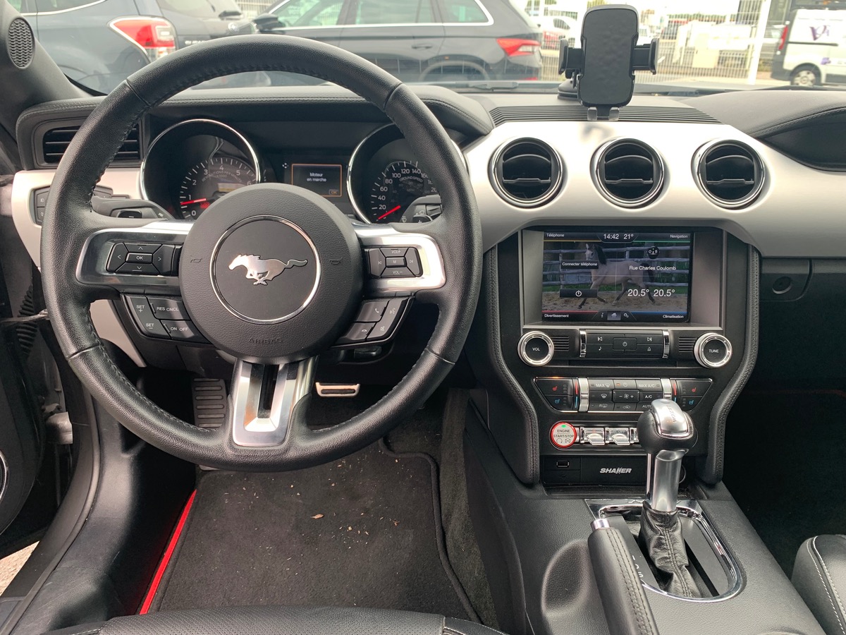 Ford Mustang FASTBACK V8 GT | Sellerie cuir | Sièges chauffants et climatisés | Housse de Protection