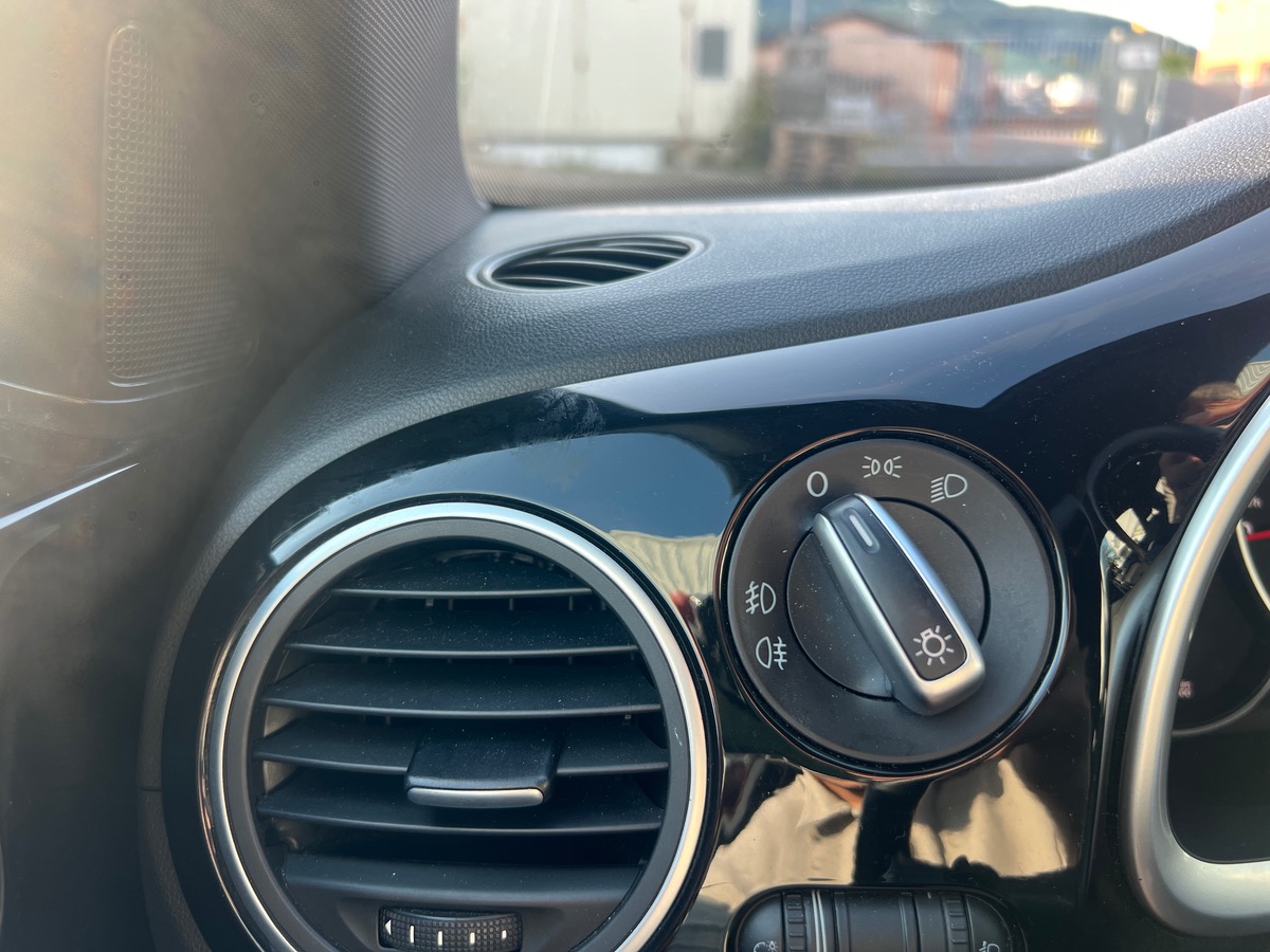 Volkswagen Beetle VINTAGE 1,2L  105cv, SUIVI COMPLET, GPS, SIEGES CHAUFFANTS