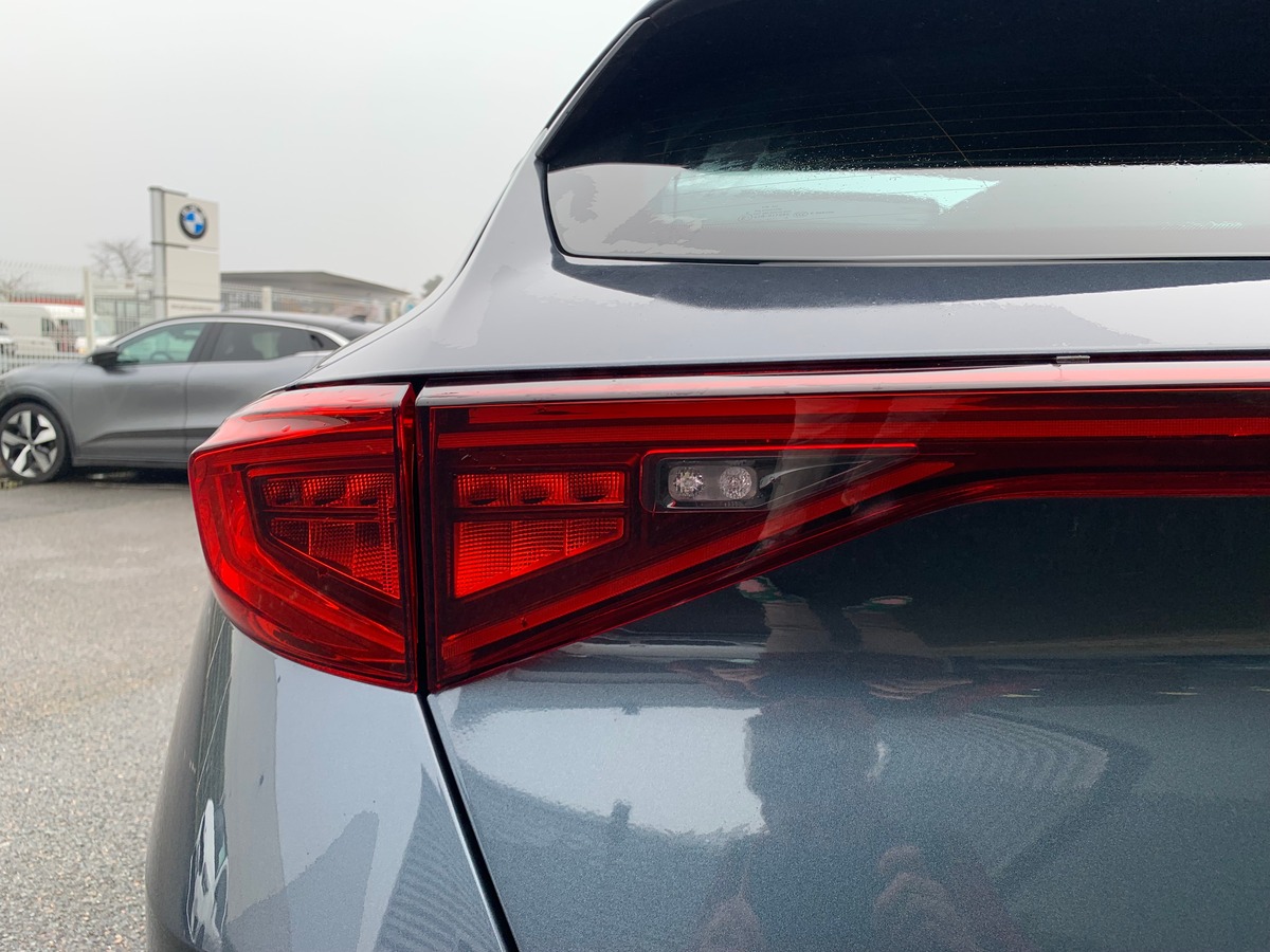 Cupra FORMENTOR E-HYBRID 204 | Business Edition | Cuir | Apple Car Play | Toit ouvrant panoramique