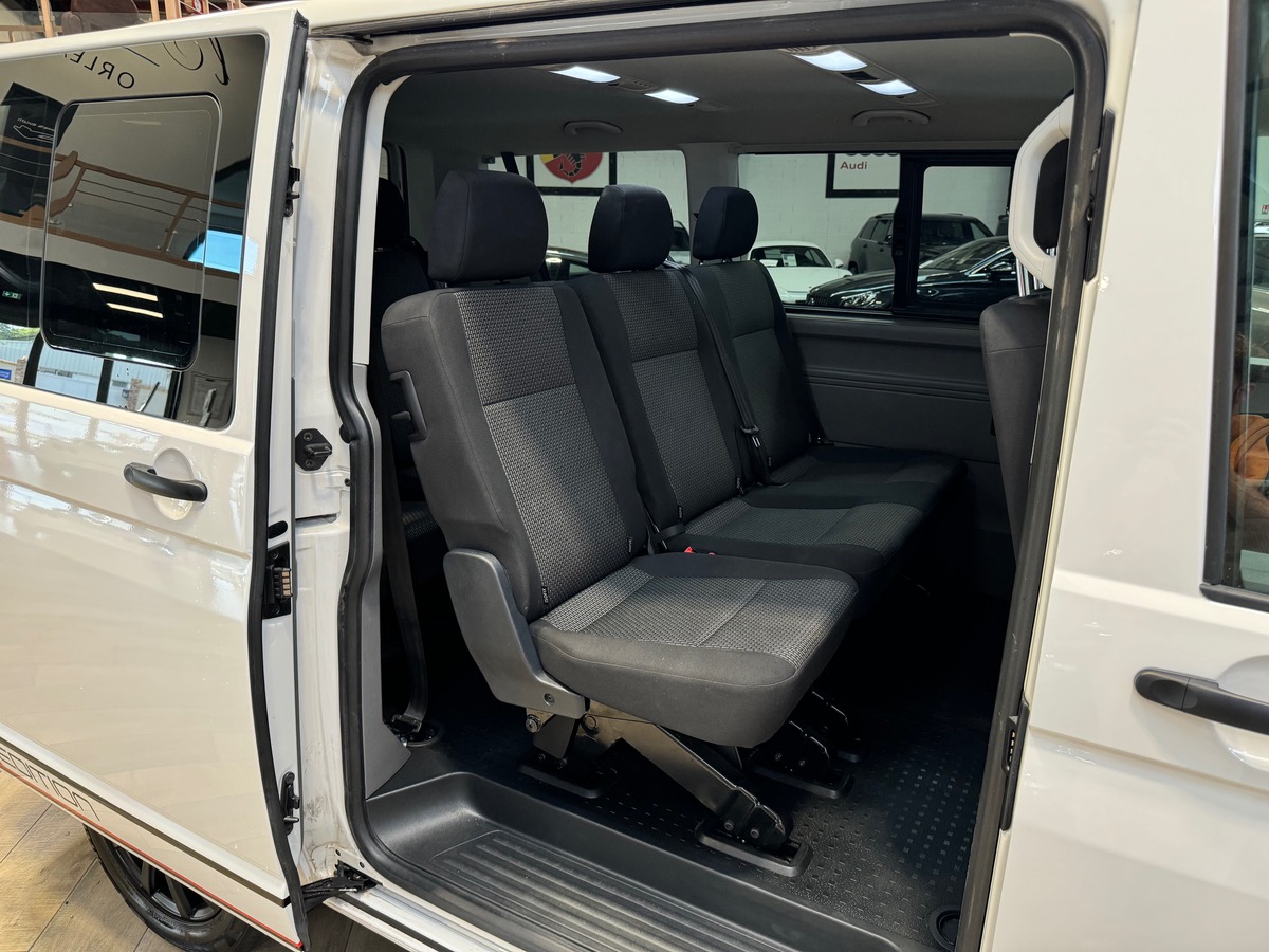 Volkswagen Caravelle T6.1 150ch 2.0 TDI DSG L1H1 9 places v
