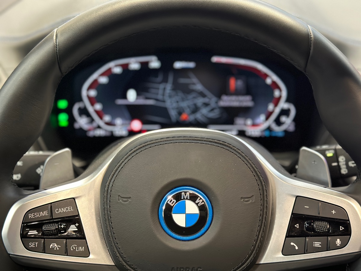 Bmw X3 xDrive 30e 292 ch BVA8 M Sport / GARANTIE 02/2027 / TOIT OUVRANT / HUD / HARMAN KARDON 