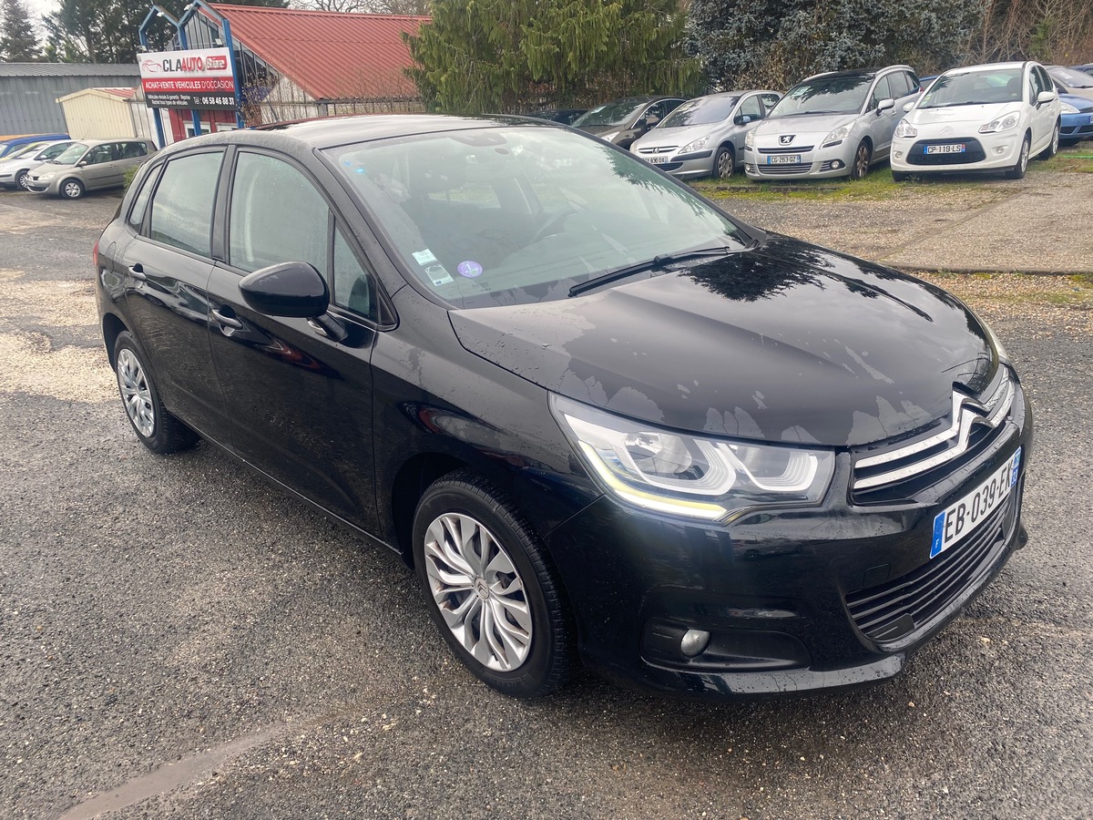 Citroën C4 1.2i 110cv  1ère main kit de distribution neuf