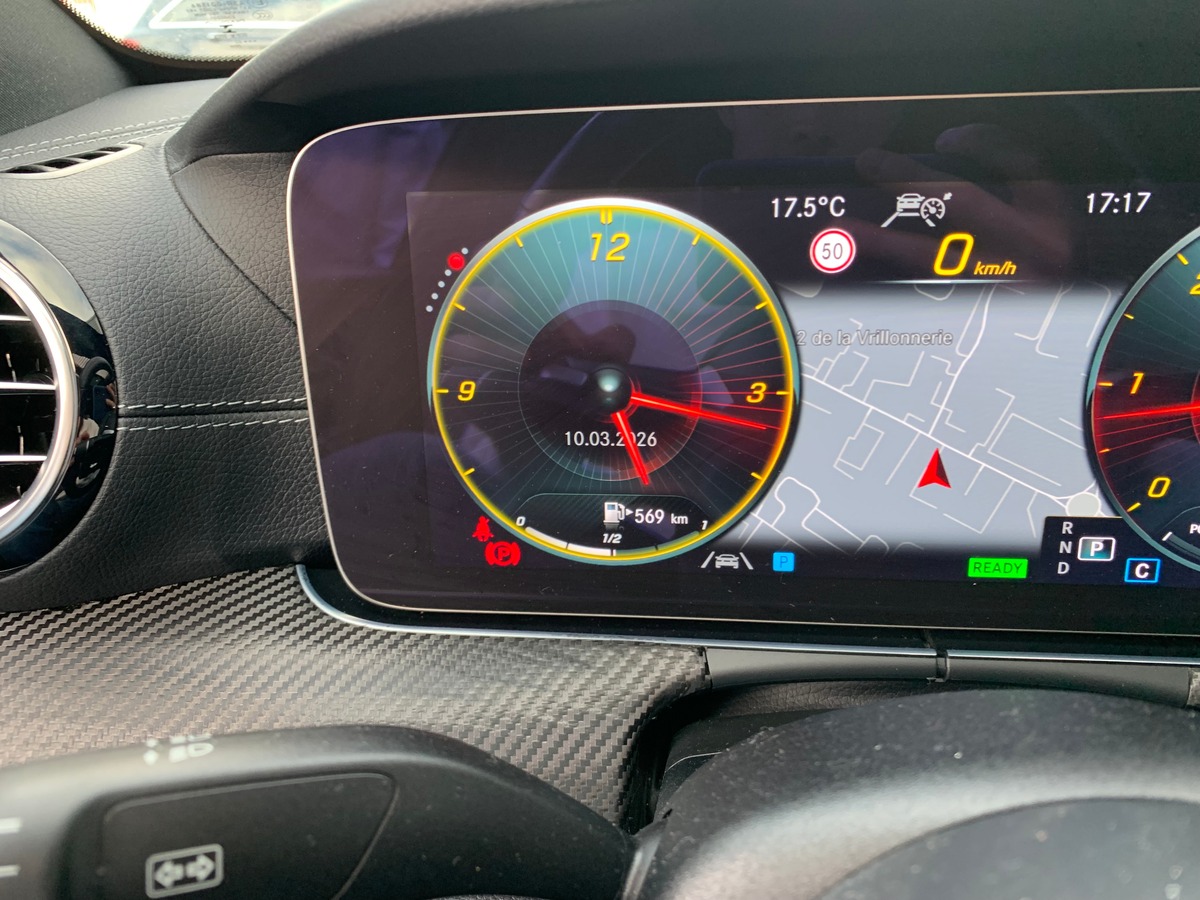 Mercedes-Benz Classe E 200 ch | 220 AMG LINE | Pack Premium | Pack Sport Black | Toit ouvrant