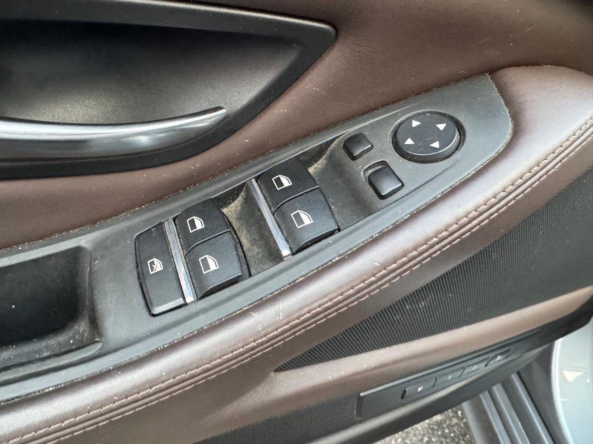 Bmw Série 5 M50dA Touring F11 381 ch BVA